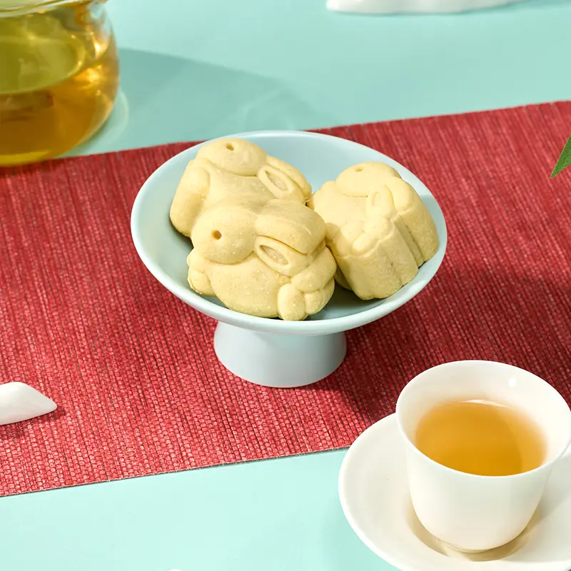 What Makes Frozen Unbaked Rabbit-Shaped Pastry with Fruit Paste a Popular Choice for Modern Food Businesses?