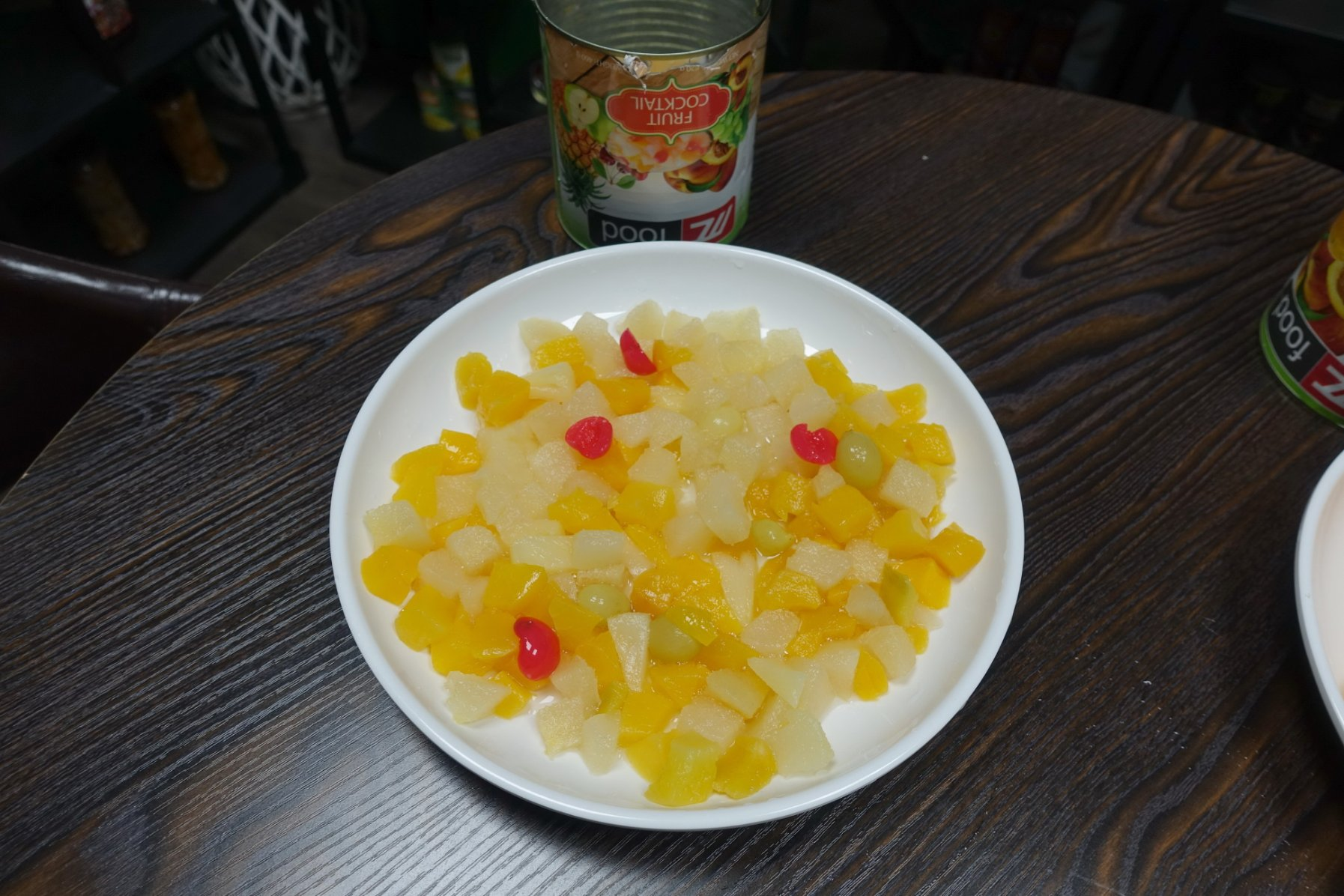 Fresh Canned Fruit Cocktail in Easy Open Lid 820g