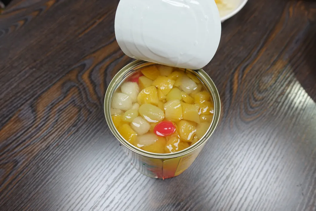 Fresh Canned Fruit Cocktail in Easy Open Lid 820g