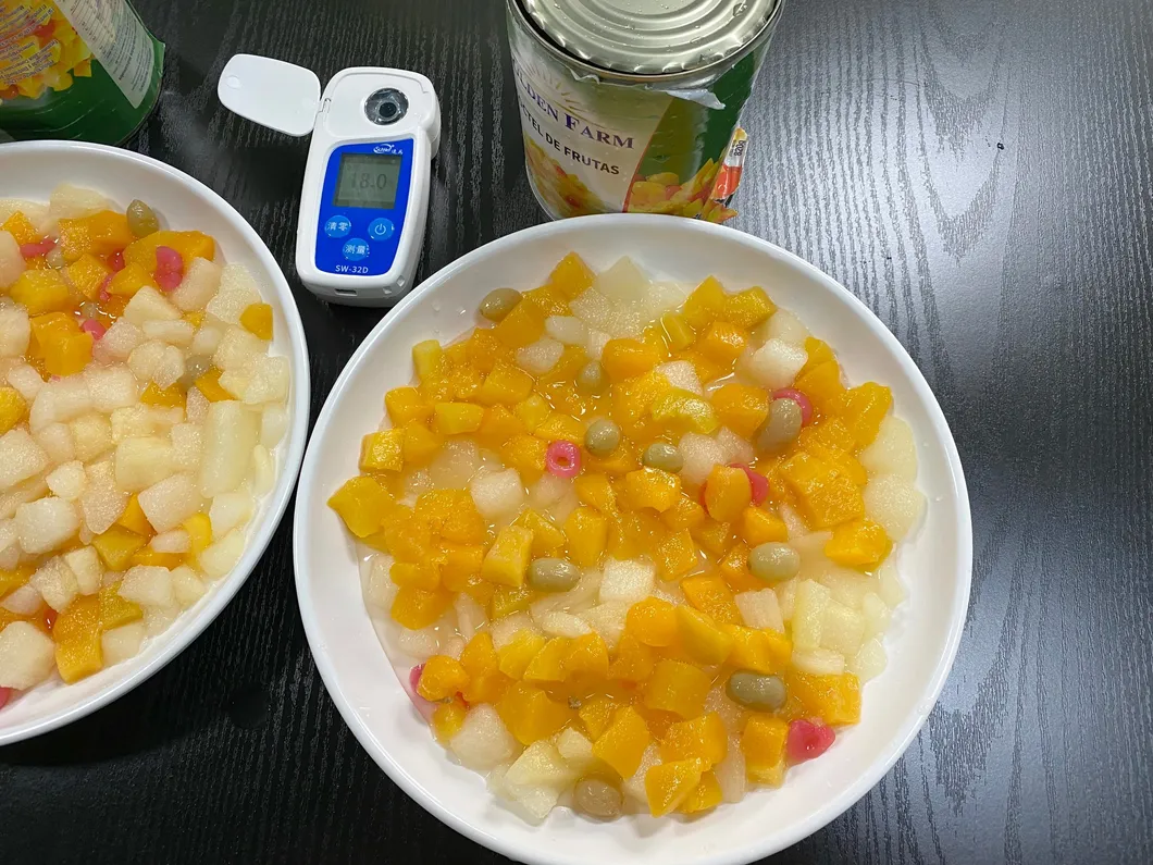 Fresh Canned Fruit Cocktail in Easy Open Lid 820g