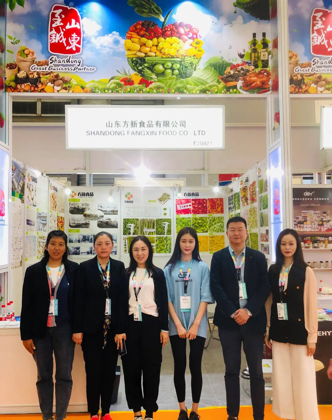 Processing Factory of Frozen Vegetables and Fuits, Shandong Fangxin Food, IQF Frozen Green Asparagus of Spring Crops, 16-22mm, 17cm Long, Frozen Vegetables