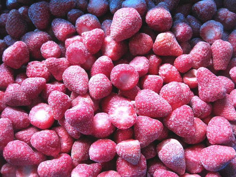 Sinocharm 15-25mm 25-35mm or Uncalibrated A13 IQF Strawberry Frozen Strawberry with Kosher